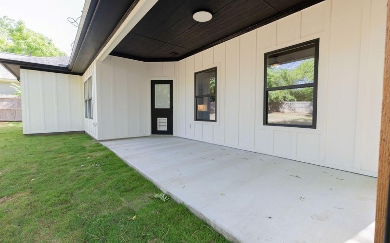914 S Brazos Street, Weatherford, TX 76086, 3 Bedrooms Bedrooms, ,2 BathroomsBathrooms,Residential,For Sale,914 S Brazos Street,20936398