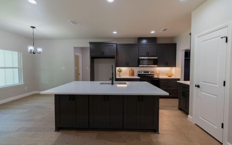 914 S Brazos Street, Weatherford, TX 76086, 3 Bedrooms Bedrooms, ,2 BathroomsBathrooms,Residential,For Sale,914 S Brazos Street,20936398
