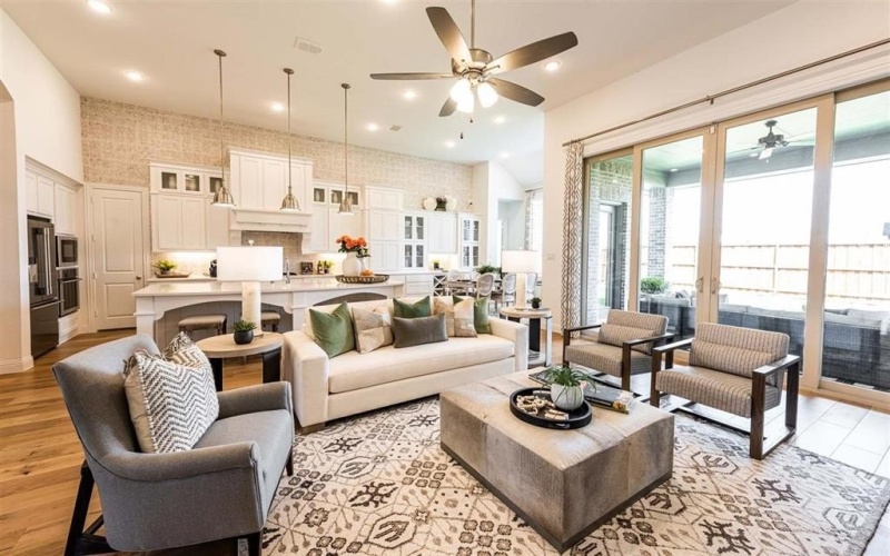 1409 Sire Court, Aubrey, TX 76227, 4 Habitaciones Habitaciones , ,5 BañosBaños,Residential,En Venta,1409 Sire Court,20930299