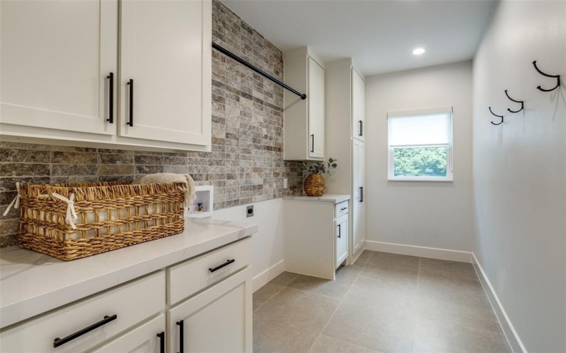 1511 Tranquilla Drive, Dallas, TX 75218, 4 Bedrooms Bedrooms, ,5 BathroomsBathrooms,Residential,For Sale,1511 Tranquilla Drive,20928125