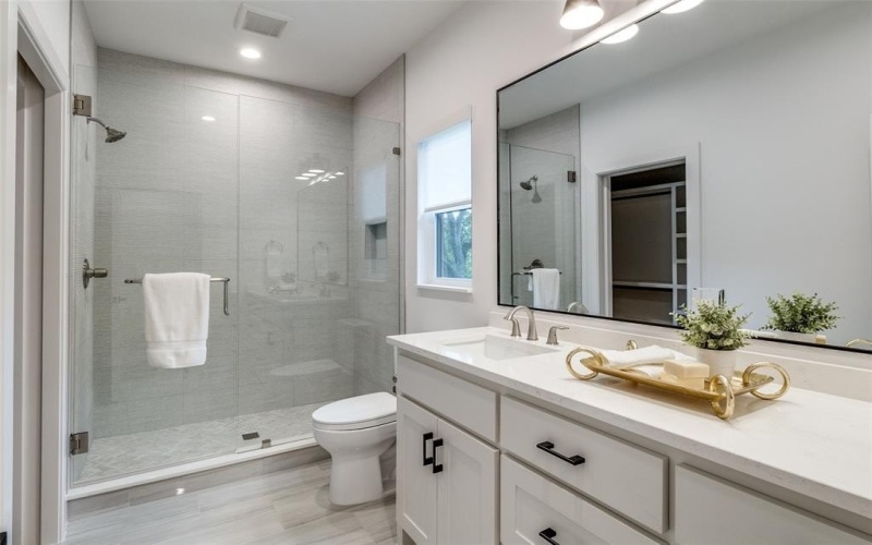1511 Tranquilla Drive, Dallas, TX 75218, 4 Bedrooms Bedrooms, ,5 BathroomsBathrooms,Residential,For Sale,1511 Tranquilla Drive,20928125