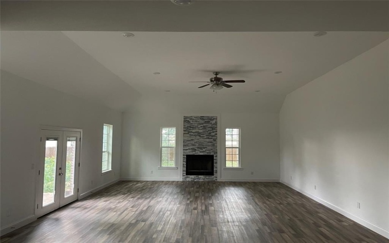 1408 Spinnaker Lane, Azle, TX 76020, 3 Bedrooms Bedrooms, ,2 BathroomsBathrooms,Residential,For Sale,1408 Spinnaker Lane,20930343