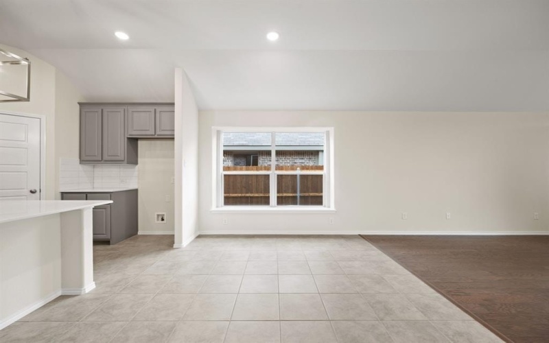 1152 Avery, Granbury, TX 76049, 4 Bedrooms Bedrooms, ,2 BathroomsBathrooms,Residential,For Sale,1152 Avery,20935070