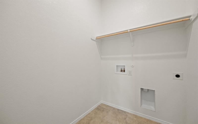 1152 Avery, Granbury, TX 76049, 4 Bedrooms Bedrooms, ,2 BathroomsBathrooms,Residential,For Sale,1152 Avery,20935070