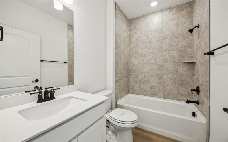 1233 Nicklaus Avenue, Celina, TX 75009, 3 Bedrooms Bedrooms, ,2 BathroomsBathrooms,Residential,For Sale,1233 Nicklaus Avenue,20937208