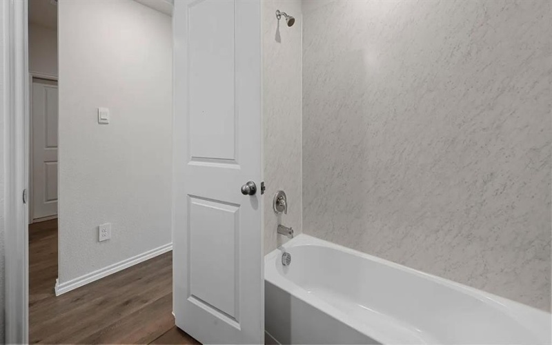 13125 QUINTIN Drive, Providence Village, TX 76227, 3 Habitaciones Habitaciones , ,2 BañosBaños,Residential Lease,En Alquiler,13125 QUINTIN Drive,20937440
