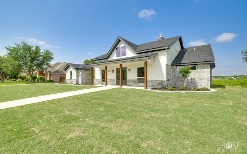 2734 Oak Hills Trail, San Angelo, TX 76904, 4 Bedrooms Bedrooms, ,5 BathroomsBathrooms,Residential,For Sale,2734 Oak Hills Trail,127142
