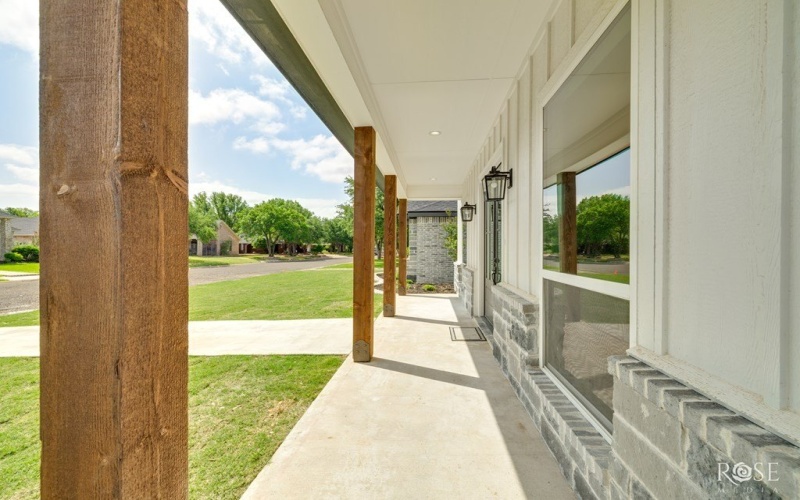 2734 Oak Hills Trail, San Angelo, TX 76904, 4 Bedrooms Bedrooms, ,5 BathroomsBathrooms,Residential,For Sale,2734 Oak Hills Trail,127142