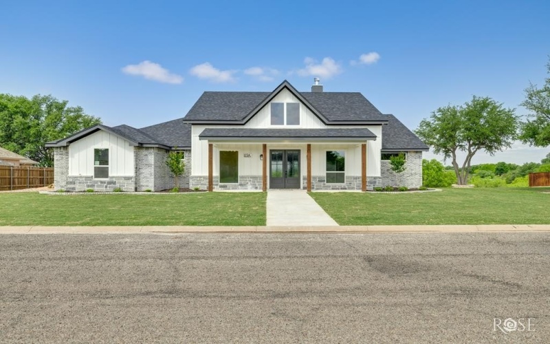2734 Oak Hills Trail, San Angelo, TX 76904, 4 Bedrooms Bedrooms, ,5 BathroomsBathrooms,Residential,For Sale,2734 Oak Hills Trail,127142