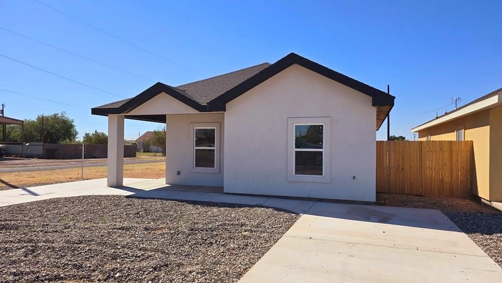 400 Dumas Ave., Wickett, TX 79788, 3 Bedrooms Bedrooms, ,2 BathroomsBathrooms,Residential,For Sale,400 Dumas Ave.,156079