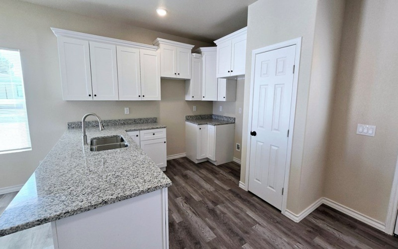 400 Dumas Ave., Wickett, TX 79788, 3 Bedrooms Bedrooms, ,2 BathroomsBathrooms,Residential,For Sale,400 Dumas Ave.,156079