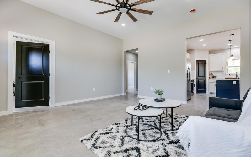 2122 Deaton St, San Angelo, TX 76903, 3 Bedrooms Bedrooms, ,2 BathroomsBathrooms,Residential,For Sale,2122 Deaton St,127330