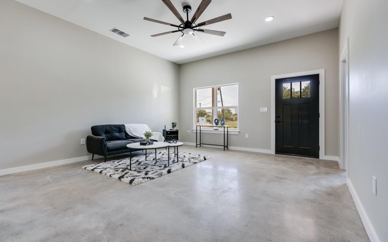 2122 Deaton St, San Angelo, TX 76903, 3 Bedrooms Bedrooms, ,2 BathroomsBathrooms,Residential,For Sale,2122 Deaton St,127330