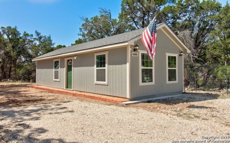 6880 Whartons Dock, Bandera, TX 78003, 1 Bedroom Bedrooms, ,1 BathroomBathrooms,Residential,For Sale,6880 Whartons Dock,1848310