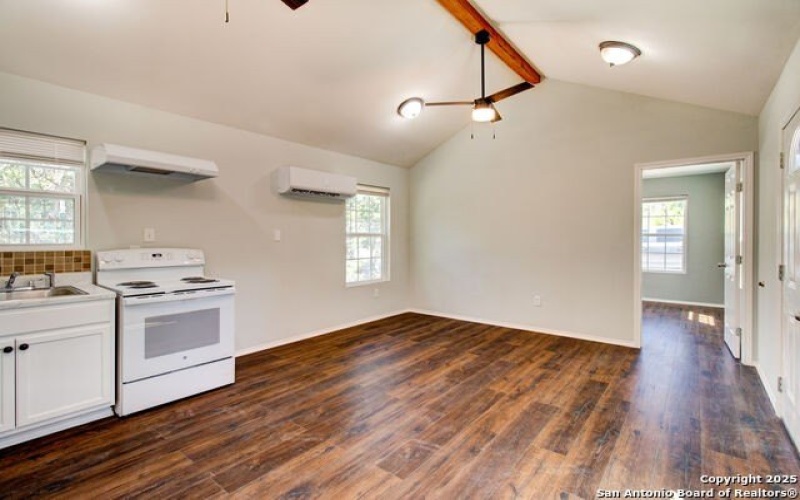 6880 Whartons Dock, Bandera, TX 78003, 1 Bedroom Bedrooms, ,1 BathroomBathrooms,Residential,For Sale,6880 Whartons Dock,1848310