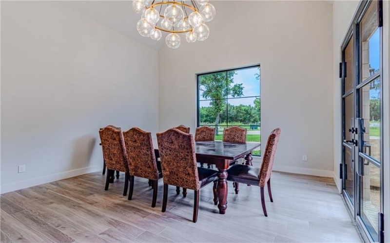 1136 Queen Elizabeth Drive, McGregor, TX 76657, 4 Bedrooms Bedrooms, ,3 BathroomsBathrooms,Residential,For Sale,1136 Queen Elizabeth Drive,227798