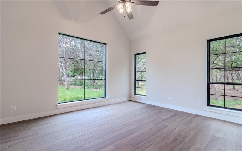1136 Queen Elizabeth Drive, McGregor, TX 76657, 4 Bedrooms Bedrooms, ,3 BathroomsBathrooms,Residential,For Sale,1136 Queen Elizabeth Drive,227798
