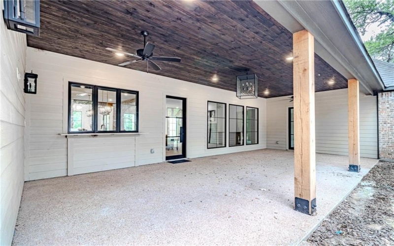 1136 Queen Elizabeth Drive, McGregor, TX 76657, 4 Bedrooms Bedrooms, ,3 BathroomsBathrooms,Residential,For Sale,1136 Queen Elizabeth Drive,227798