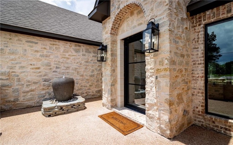 1136 Queen Elizabeth Drive, McGregor, TX 76657, 4 Bedrooms Bedrooms, ,3 BathroomsBathrooms,Residential,For Sale,1136 Queen Elizabeth Drive,227798