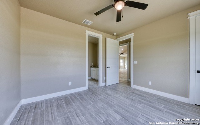 982 Horsehoe falls, Bandera, TX 78003, 4 Bedrooms Bedrooms, ,2 BathroomsBathrooms,Residential,For Sale,982 Horsehoe falls,1774292