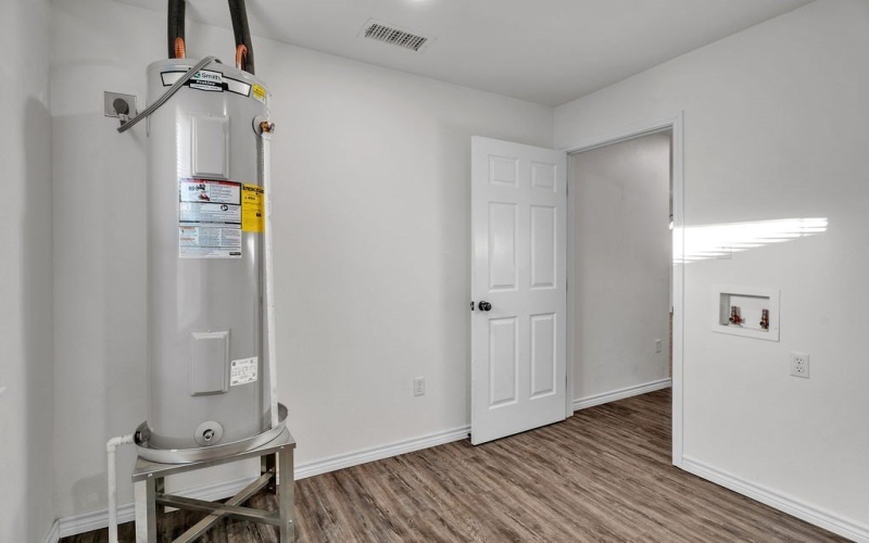 1516 Wood St, Big Spring, TX 79720, 3 Bedrooms Bedrooms, ,2 BathroomsBathrooms,Residential,For Sale,1516 Wood St,50080609