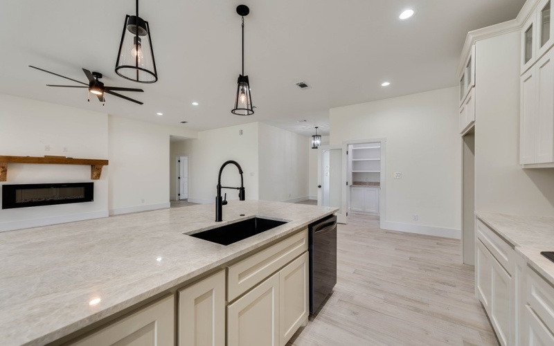 3311 Emerald Oaks Dr, Odessa, TX 79762, 3 Bedrooms Bedrooms, ,3 BathroomsBathrooms,Residential,For Sale,3311 Emerald Oaks Dr,153013