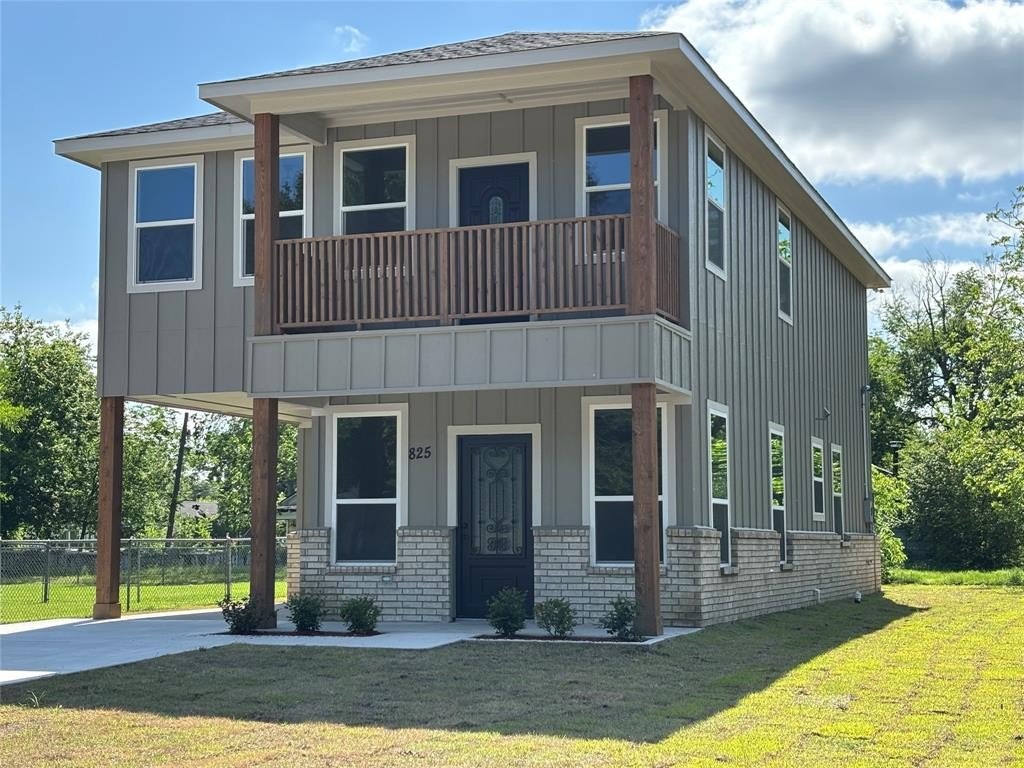 825 N Spring Street, Grand Saline, TX 75140, 4 Bedrooms Bedrooms, ,3 BathroomsBathrooms,Residential,For Sale,825 N Spring Street,20937418