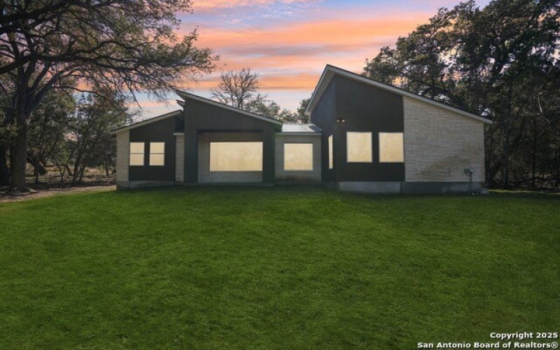 3006 Dew Drop, Horseshoe Bay, TX 78657, 3 Bedrooms Bedrooms, ,2 BathroomsBathrooms,Residential Lease,For Rent,3006 Dew Drop,1864513