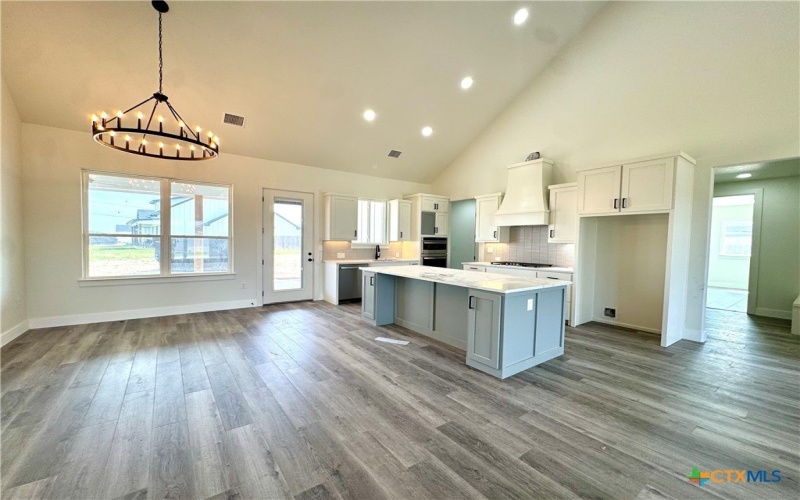 5501 Hollow Loop, Salado, TX 76571, 3 Bedrooms Bedrooms, ,2 BathroomsBathrooms,Residential,For Sale,5501 Hollow Loop,577427