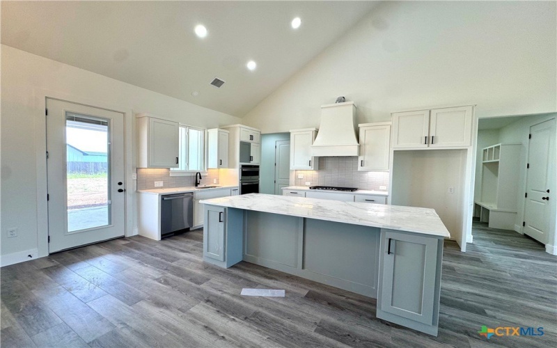 5501 Hollow Loop, Salado, TX 76571, 3 Bedrooms Bedrooms, ,2 BathroomsBathrooms,Residential,For Sale,5501 Hollow Loop,577427