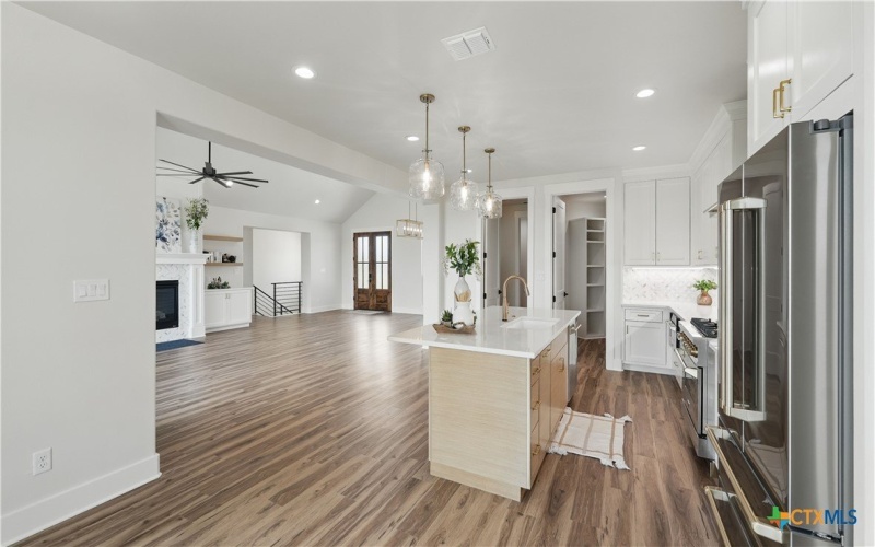123 Pinnacle Drive, New Braunfels, TX 78130, 4 Bedrooms Bedrooms, ,5 BathroomsBathrooms,Residential,For Sale,123 Pinnacle Drive,579333