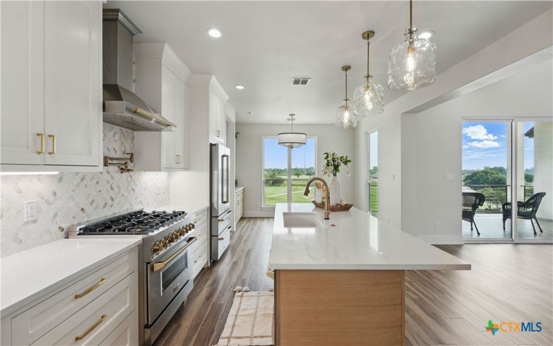 123 Pinnacle Drive, New Braunfels, TX 78130, 4 Bedrooms Bedrooms, ,5 BathroomsBathrooms,Residential,For Sale,123 Pinnacle Drive,579333