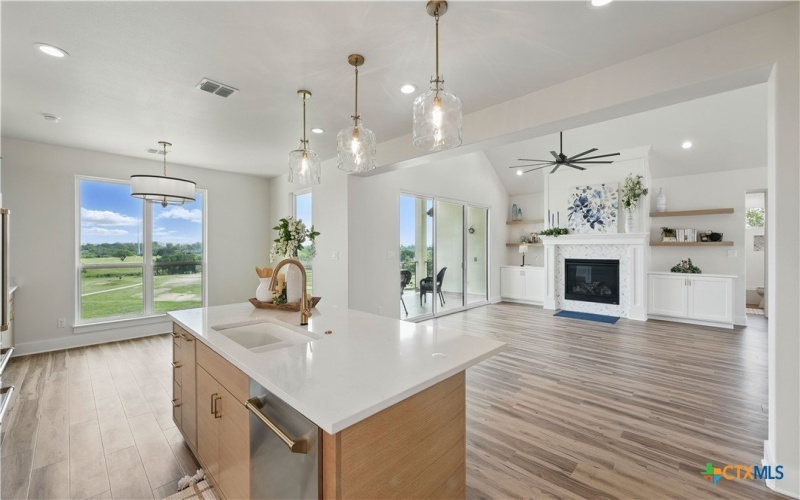 123 Pinnacle Drive, New Braunfels, TX 78130, 4 Bedrooms Bedrooms, ,5 BathroomsBathrooms,Residential,For Sale,123 Pinnacle Drive,579333
