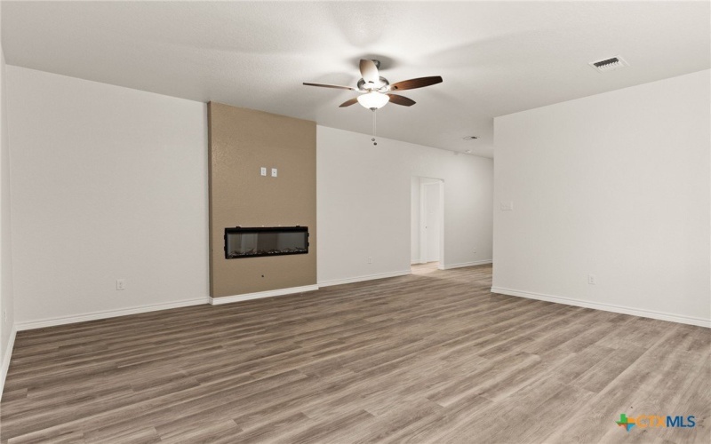 5112 Rose Petal Court, Killeen, TX 76542, 3 Bedrooms Bedrooms, ,2 BathroomsBathrooms,Residential,For Sale,5112 Rose Petal Court,579653