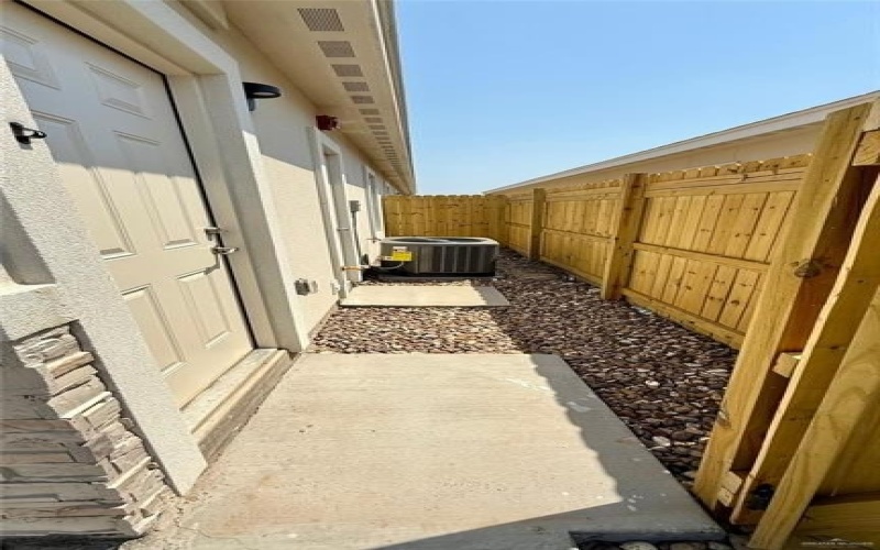 5325 Vision Street, Rio Grande City, TX 78582, ,Residential Multi Family,En Venta,5325 Vision Street,471515