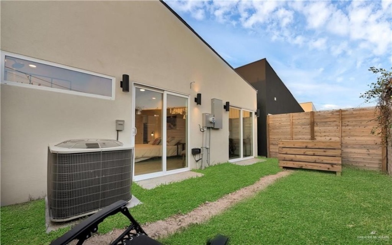 2625 Warbler Avenue, McAllen, TX 78504, 3 Bedrooms Bedrooms, ,2 BathroomsBathrooms,Residential,For Sale,2625 Warbler Avenue,471522