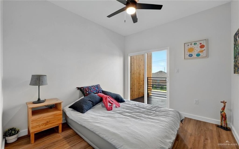 2625 Warbler Avenue, McAllen, TX 78504, 3 Bedrooms Bedrooms, ,2 BathroomsBathrooms,Residential,For Sale,2625 Warbler Avenue,471522
