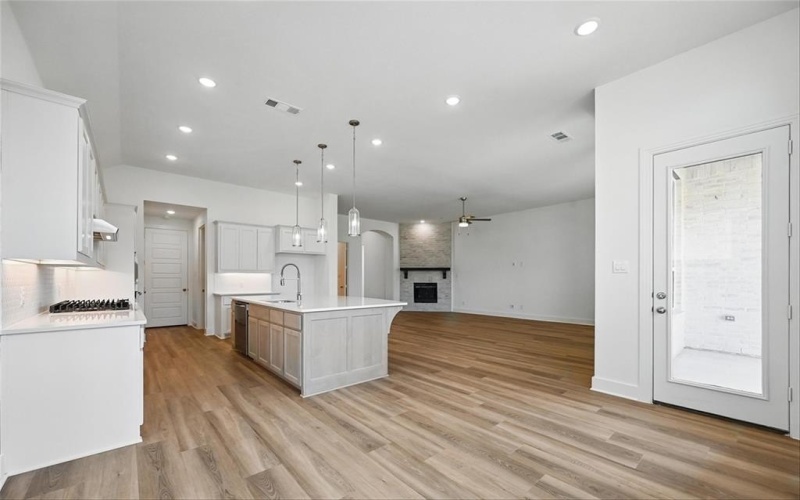 2131 Charming Forge Road, Forney, TX 75126, 4 Bedrooms Bedrooms, ,3 BathroomsBathrooms,Residential,For Sale,2131 Charming Forge Road,20786766