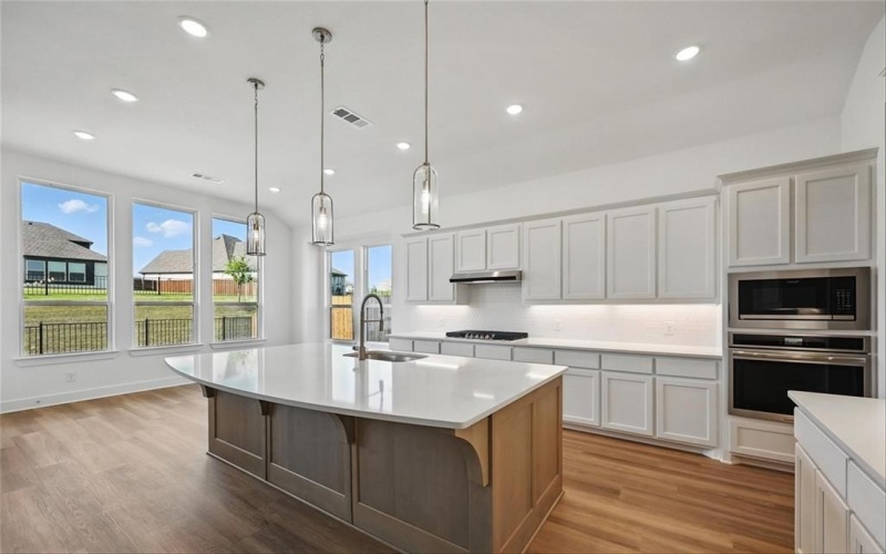 2131 Charming Forge Road, Forney, TX 75126, 4 Bedrooms Bedrooms, ,3 BathroomsBathrooms,Residential,For Sale,2131 Charming Forge Road,20786766