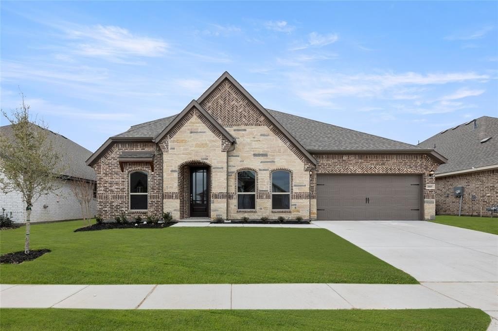 1005 Silver Sage, Justin, TX 76247, 5 Bedrooms Bedrooms, ,5 BathroomsBathrooms,Residential,For Sale,1005 Silver Sage,20792409