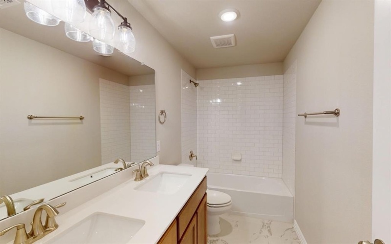 5000 Greenbrook Road, Denton, TX 76226, 4 Habitaciones Habitaciones , ,3 BañosBaños,Residential,En Venta,5000 Greenbrook Road,20796588