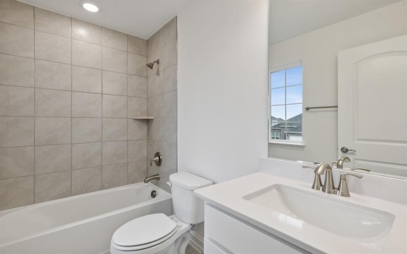 1425 Elijah Drive, Anna, TX 75409, 5 Bedrooms Bedrooms, ,5 BathroomsBathrooms,Residential,For Sale,1425 Elijah Drive,20781662