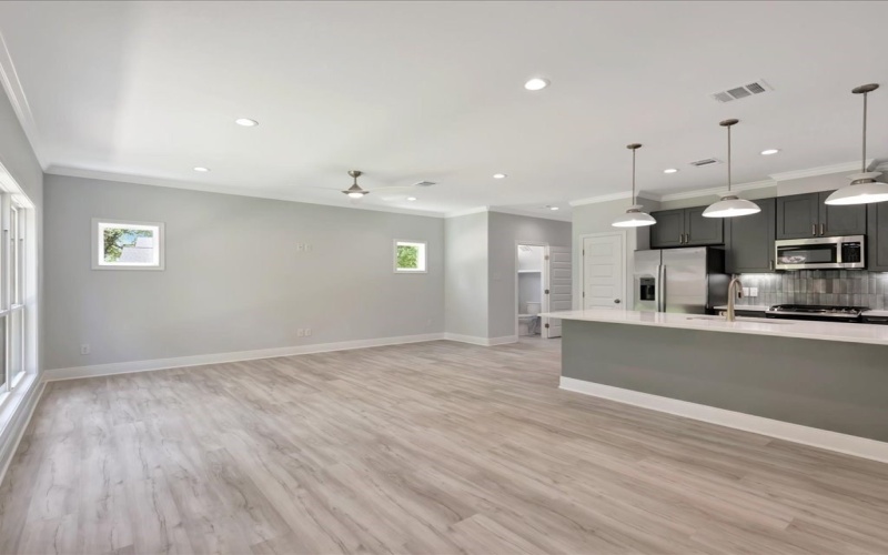 1721 Maroney, Nacogdoches, TX 75965, 3 Bedrooms Bedrooms, ,2 BathroomsBathrooms,Residential,For Sale,1721 Maroney,22500865