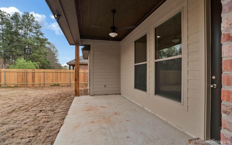 524 Dogwood South Lane, Haughton, LA 71037, 3 Bedrooms Bedrooms, ,2 BathroomsBathrooms,Residential,For Sale,524 Dogwood South Lane,20785052