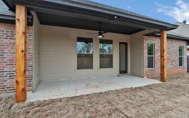 524 Dogwood South Lane, Haughton, LA 71037, 3 Bedrooms Bedrooms, ,2 BathroomsBathrooms,Residential,For Sale,524 Dogwood South Lane,20785052