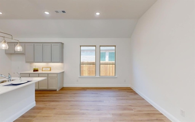 1008 Western Hills Drive, Crowley, TX 76036, 2 Habitaciones Habitaciones , ,2 BañosBaños,Residential,En Venta,1008 Western Hills Drive,20795591