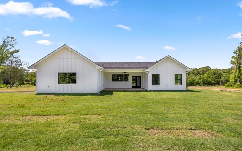 202 Oak Springs Drive, Nacogdoches, TX 75965, 4 Bedrooms Bedrooms, ,2 BathroomsBathrooms,Residential,For Sale,202 Oak Springs Drive,22500866