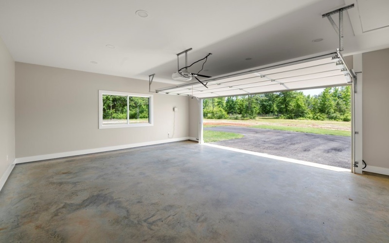 202 Oak Springs Drive, Nacogdoches, TX 75965, 4 Bedrooms Bedrooms, ,2 BathroomsBathrooms,Residential,For Sale,202 Oak Springs Drive,22500866