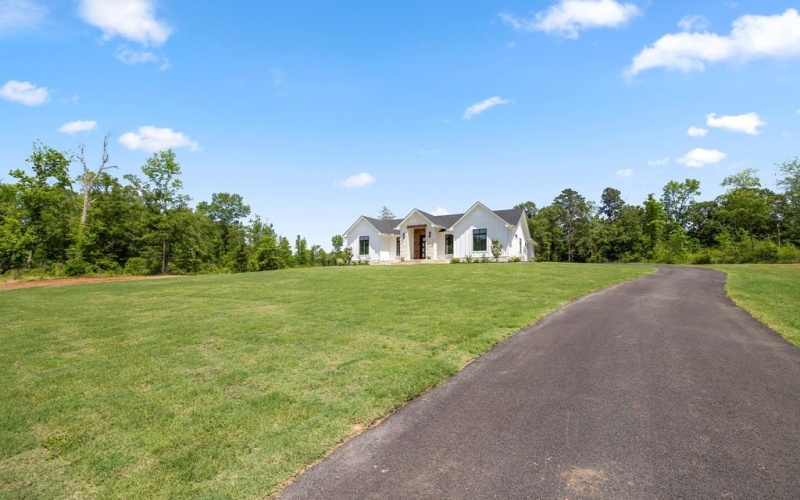 202 Oak Springs Drive, Nacogdoches, TX 75965, 4 Bedrooms Bedrooms, ,2 BathroomsBathrooms,Residential,For Sale,202 Oak Springs Drive,22500866