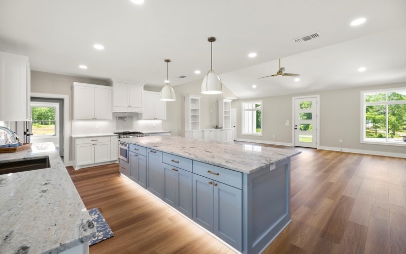 202 Oak Springs Drive, Nacogdoches, TX 75965, 4 Bedrooms Bedrooms, ,2 BathroomsBathrooms,Residential,For Sale,202 Oak Springs Drive,22500866